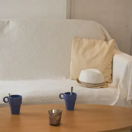 Dom wakacyjny Locations De Le Clos Rhea