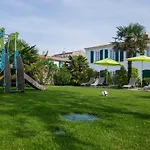 Locations De Le Clos Rhea *