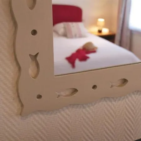 Holiday home Locations De Le Clos Rhea