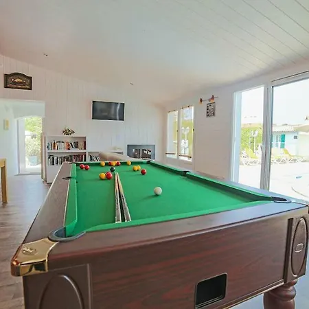 Locations De Le Clos Rhea